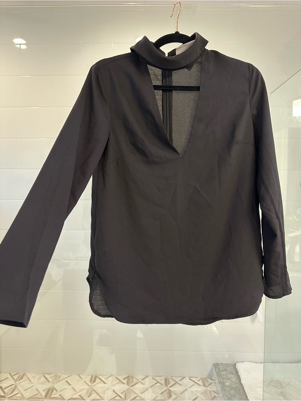 C/MEO Collective Black Long-Sleeve Keyhole Mock Neck Blouse